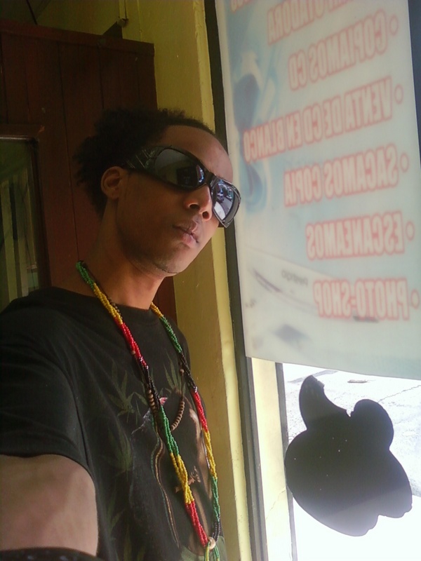 Date this nice looking Dominican Republic man Mrpolvo from Santo Domingo DO286