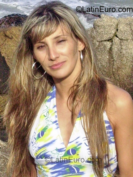 Date this beautiful Brazil girl Luciana from Porto Alegre BR869