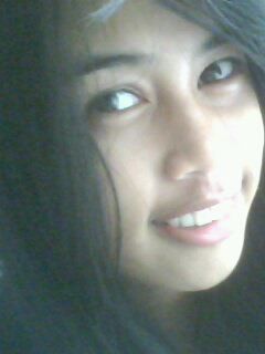 Date this happy Philippines girl Lojie from Manila PH92