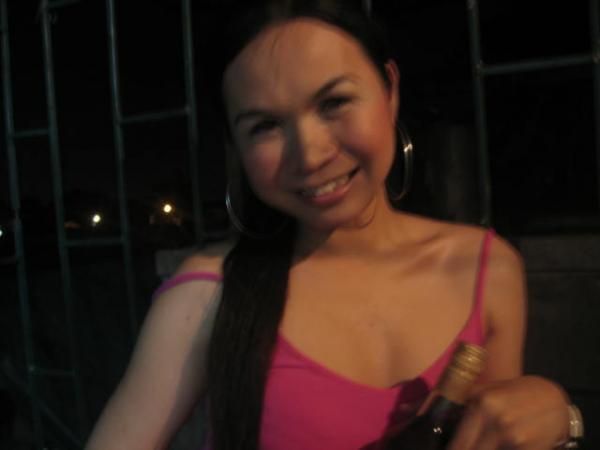 Date this hard body Philippines girl Preciousmitch26 from Las PiÃ±as PH165