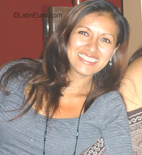 Date this funny Peru girl Lisbeth from Lima PE112