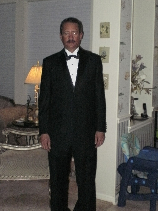 Date this tall United States man ChrisUSA from Marietta US4098