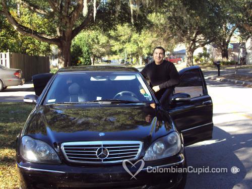 Date this athletic United States man Anthony from Tampa US4265