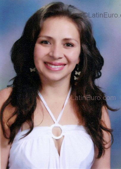 Date this athletic Colombia girl Paola from Tunja CO17291