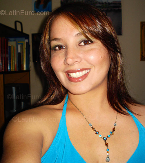 Date this stunning Peru girl Karina from Huanuco PE152