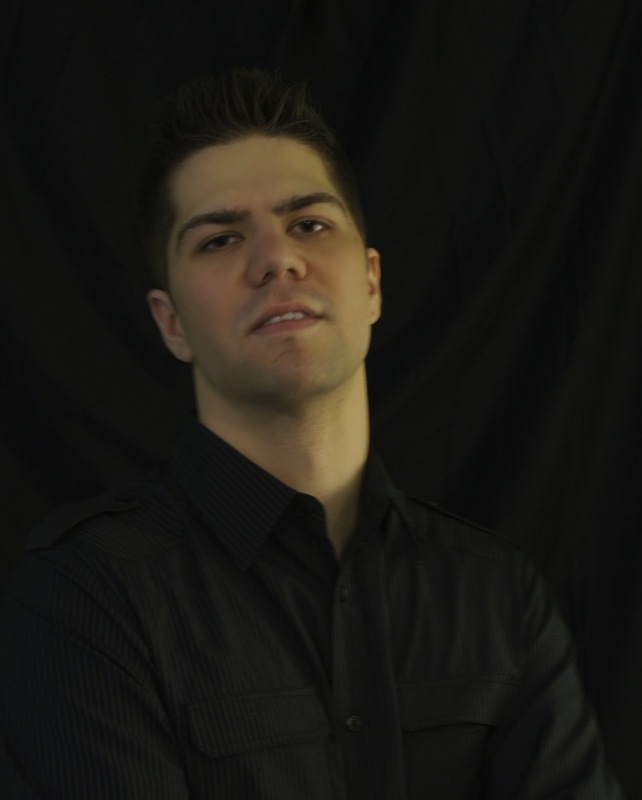 Date this attractive United States man Miguel from Woodland US4893