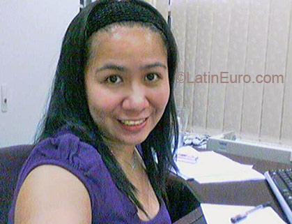 Date this young Philippines girl Ailyn.rs from Manila PH259