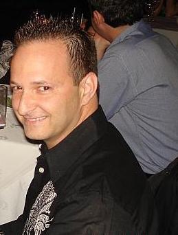 Date this nice looking United States man Brian from Tama US4955