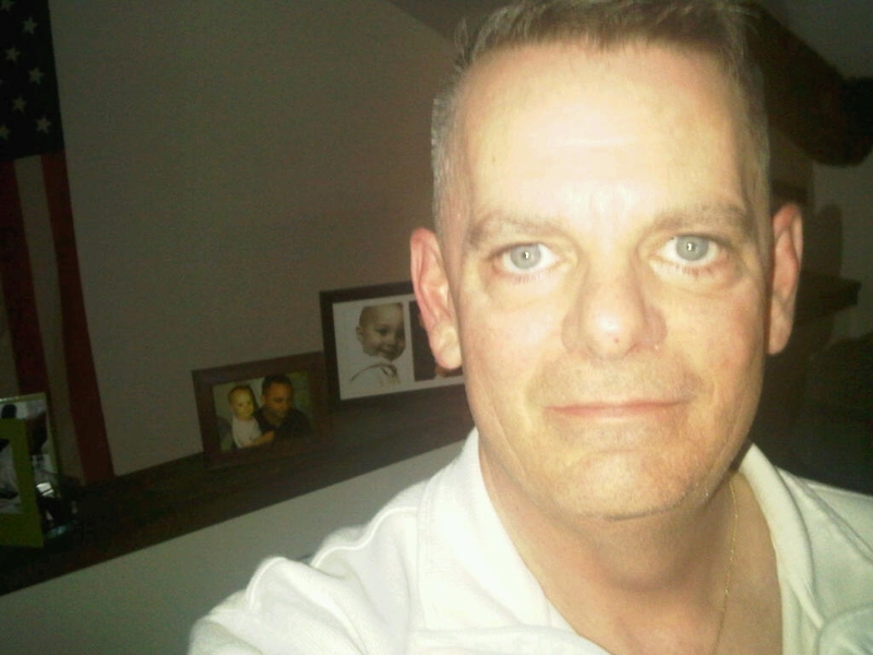 Date this pretty United States man Elizaspoppi from Townsend US5005