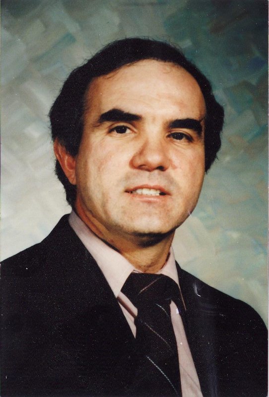 Date this tall United States man Emobuck from Canton US5057