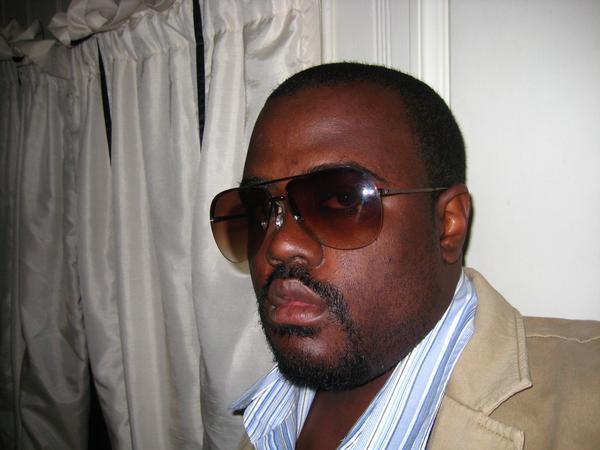 Date this hard body United States man G81enesis from Los Angeles US5171