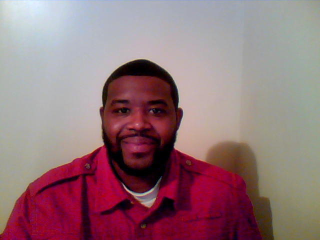 Date this beautiful United States man Montrell from Rowland US5678