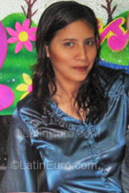 Date this lovely Peru girl PRINSSE from Lima PE240