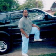 Date this tall United States man EDGAR from Dallas US5740