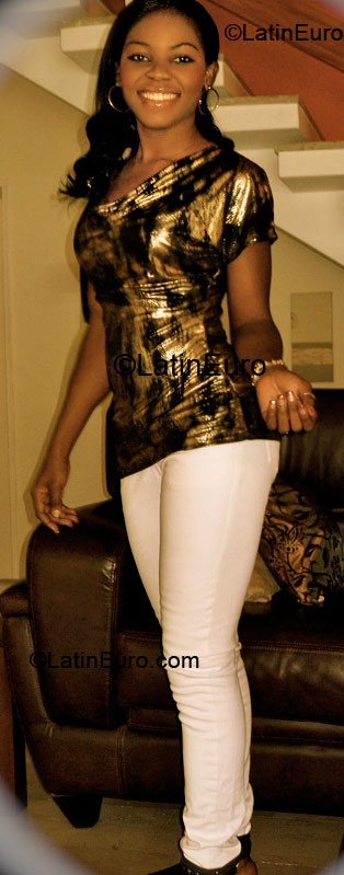 Date this delightful Nigeria girl Joy Edeh from Lagos NG261