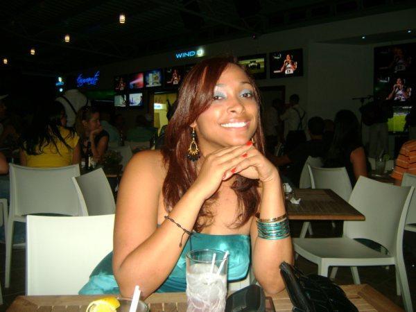 Date this hard body Puerto Rico girl Mariel from Santiago PR41