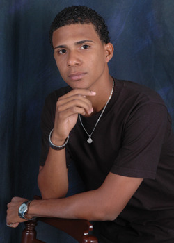 Date this beautiful Dominican Republic man Jose martin from Bonao DO3924