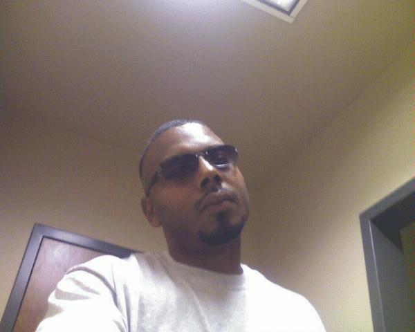 Date this stunning United States man Torrey from Brunswick US5820