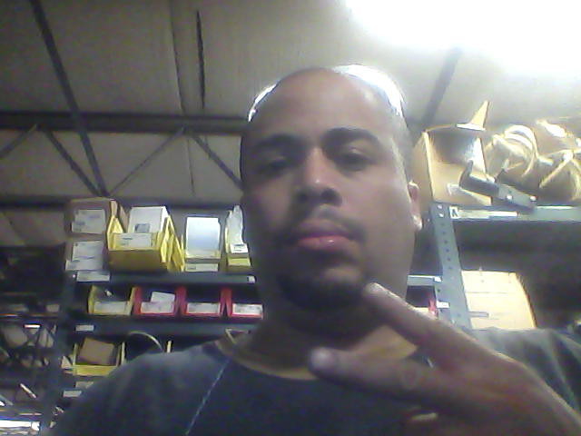 Date this sultry United States man RONDELL from  US6116