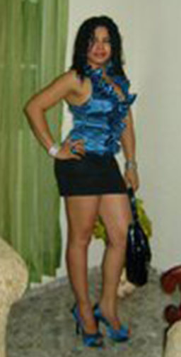 Date this foxy Spain girl Vicky from Madrid DO4346