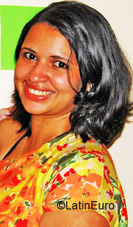 Date this delightful United States girl Daniely from Coconut Creek US6151