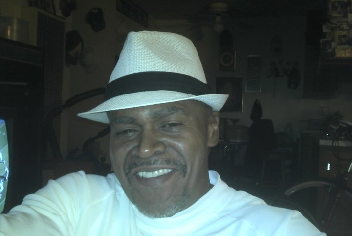 Date this attractive United States man Bruchon from San Diego US6480