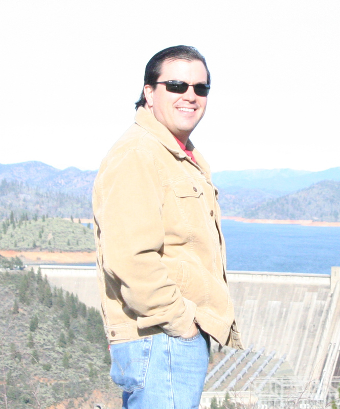 Date this nice looking United States man Mitch from San Francisco US6517