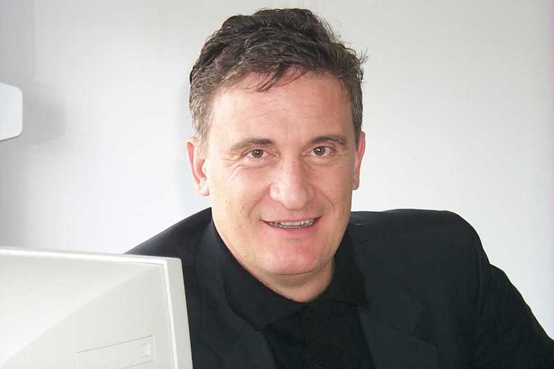 Date this tall Brazil man Jlpn747 from Sao Paulo - Rio de Janeiro ES124