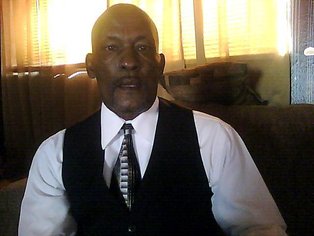 Date this georgeous United States man Carl1958 from odessa US6635