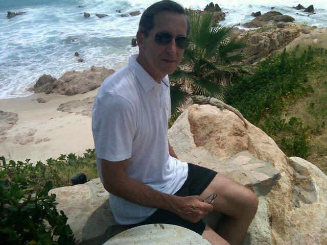 Date this gorgeous United States man Bomont from Santa Barbara US6851