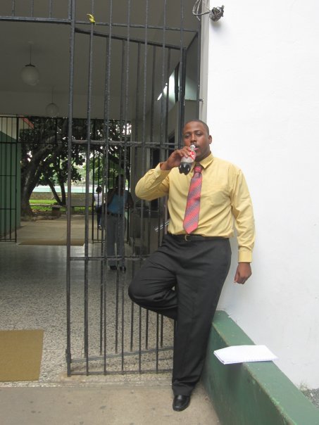 Date this exotic Dominican Republic man Tomas from La Romana DO4914