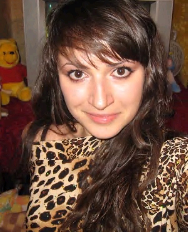 Date this cute France girl Marisa from Dijon FR97