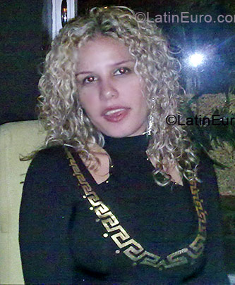 Date this beautiful Costa Rica girl Mandy from San Jose CR16