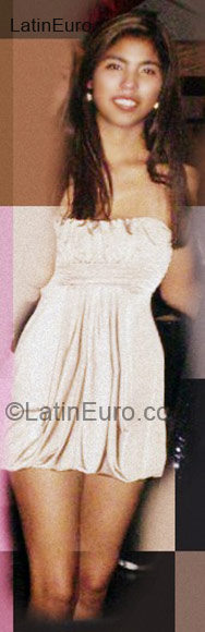 Date this young Peru girl Estefany from Lima PE328