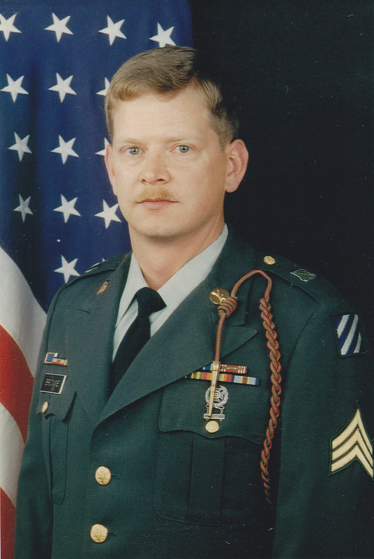 Date this funny United States man RICHARD from  US7697