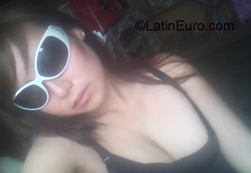 Date this foxy Peru girl Tatiana from Lima PE352