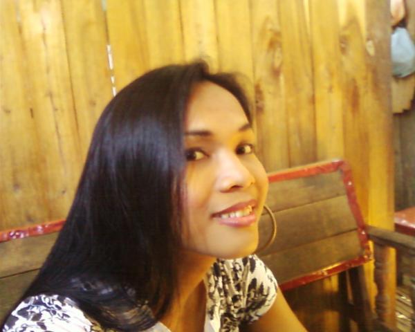 Date this attractive Philippines girl Princess from Pagadian City PH313