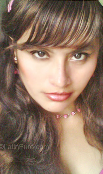 Date this attractive Peru girl Jeanette from Lima PE364