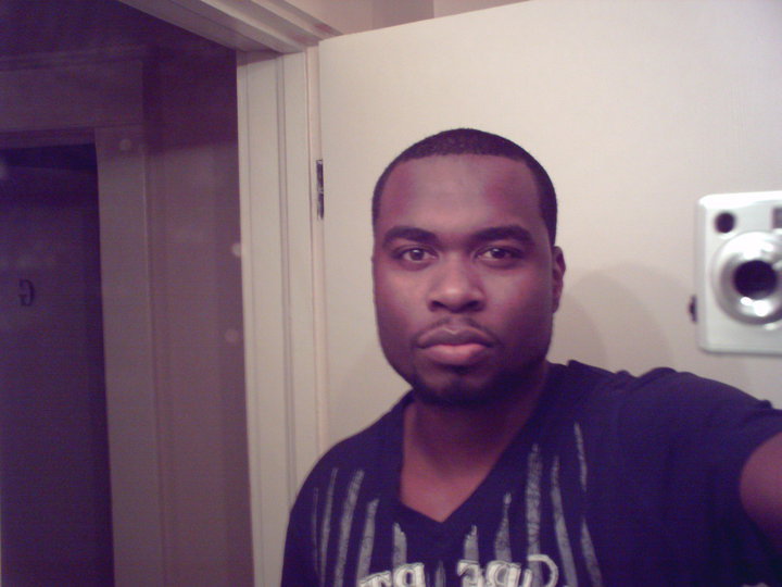 Date this lovely United States man Larry from Greensboro US7990