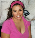 happy Costa Rica girl Hiliana from San Jose CR31