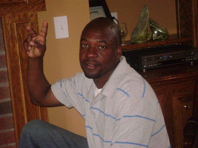 Date this voluptuous United States man Dec8017 from Charleston US8190