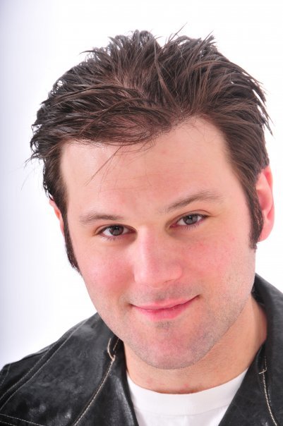 Date this stunning United States man Mjbos from Chicago US8245