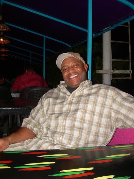 Date this good-looking United States man Robert from Orlando US8252