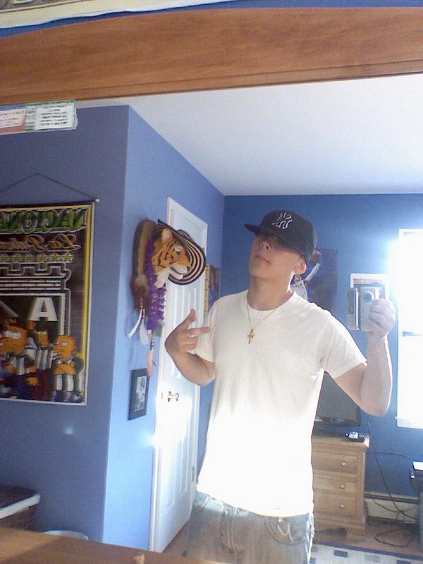 Date this charming United States man Brayn from Newton US8327