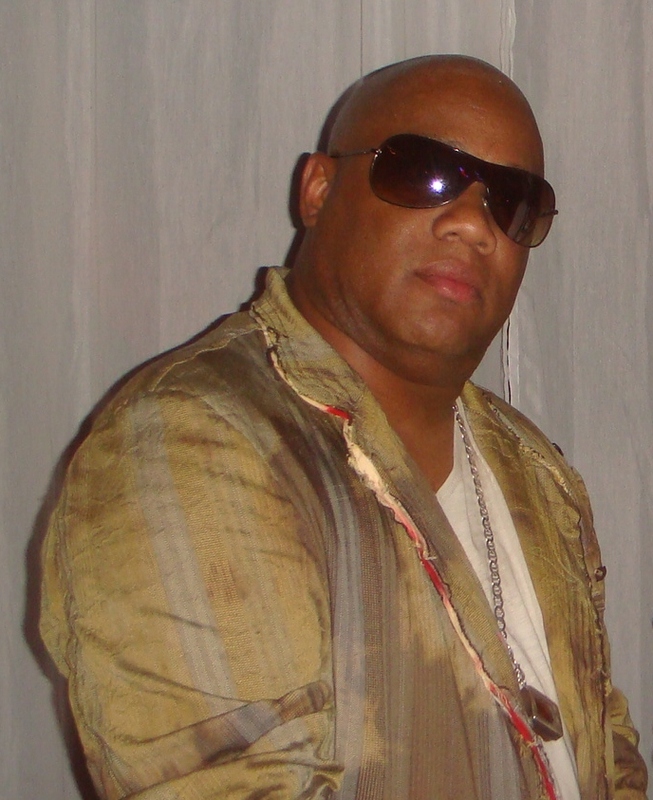 Date this beautiful United States man Mahapwge from Tallahassee US8352