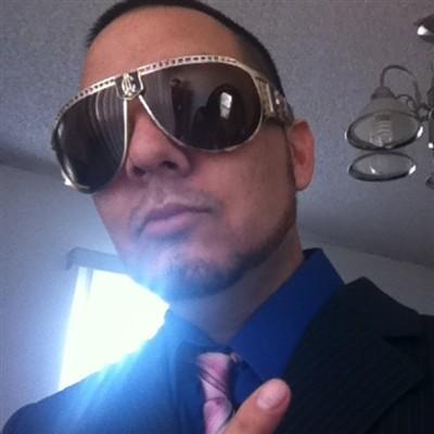 Date this hot United States man Crucifix77 from Oxnard US8442