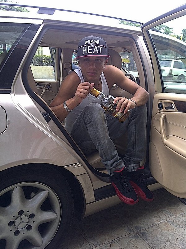 Date this exotic Dominican Republic man Willy from Santo Domingo DO5787