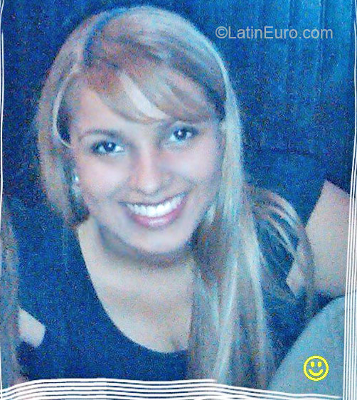 Date this attractive Panama girl Leidy from Panama City PA47