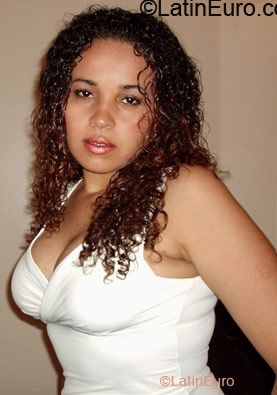 Date this fun Brazil girl Elaine from Sao Paulo BR9303