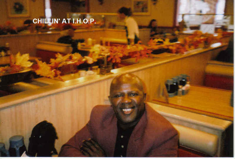 Date this young United States man Blackbyrd from sacramento US8614